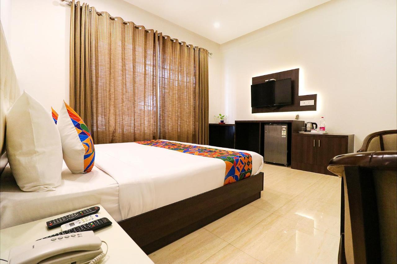 Fabhotel Oyster Villa Gurgaon Luaran gambar