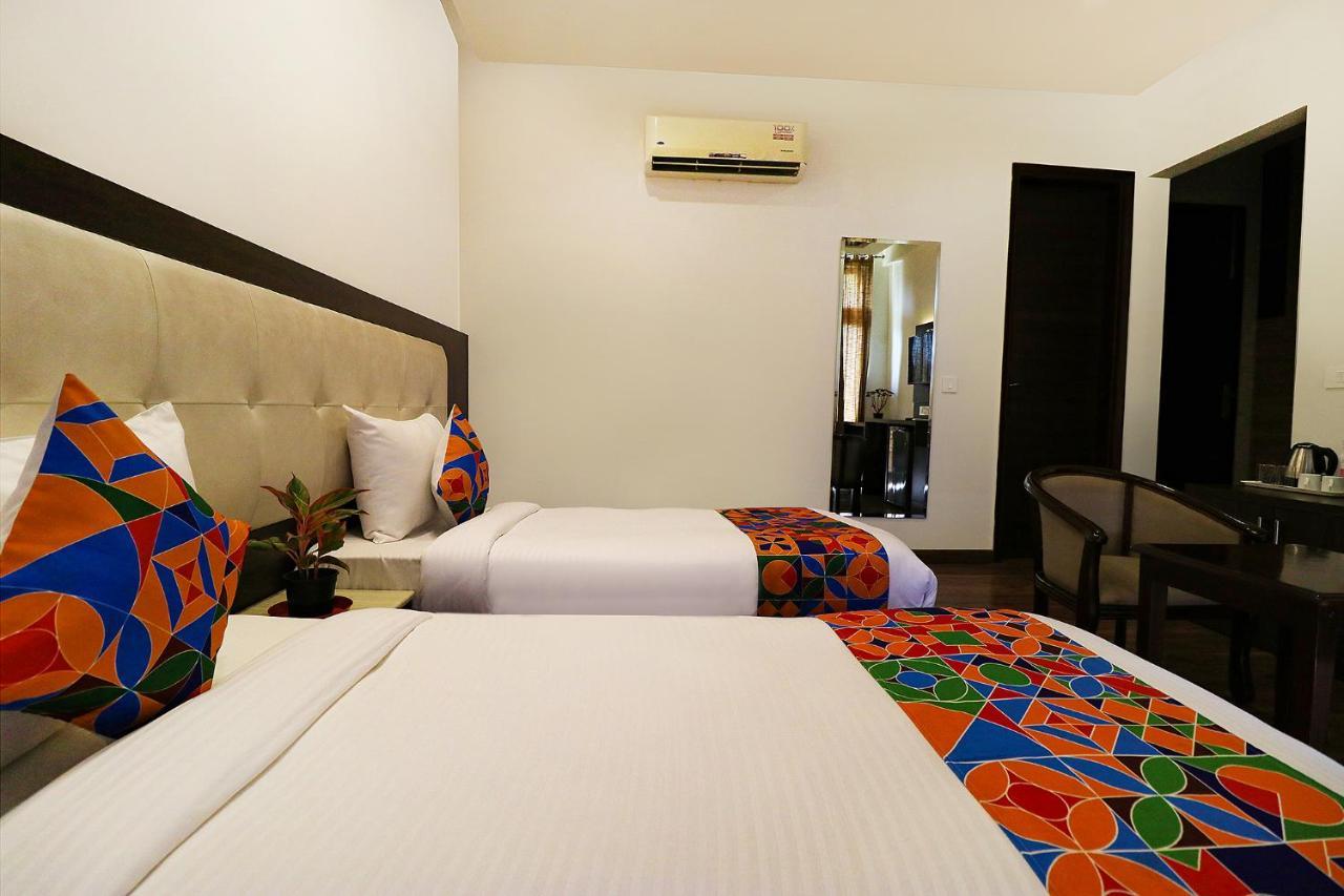 Fabhotel Oyster Villa Gurgaon Luaran gambar